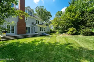 16 Annjim Dr, Greenwich, CT 06830 - Photo 2