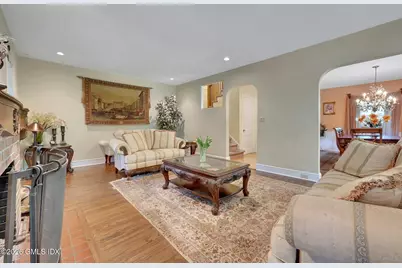 52 Center Drive, Old Greenwich, CT 06870 - Photo 4