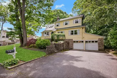 52 Center Drive, Old Greenwich, CT 06870 - Photo 2