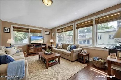 52 Center Drive, Old Greenwich, CT 06870 - Photo 6