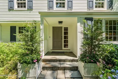35 Welwyn Road, Greenwich, CT 06878 - Photo 2