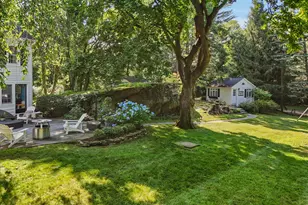 128 Weaver St, Greenwich, CT 06831 - Photo 38