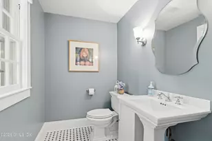 128 Weaver St, Greenwich, CT 06831 - Photo 14