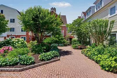 51 Forest Avenue #48, Old Greenwich, CT 06870 - Photo 34