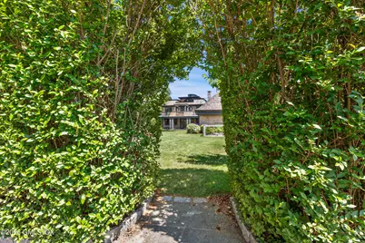 203 Shore Road, Old Greenwich, CT 06870 - Photo 46