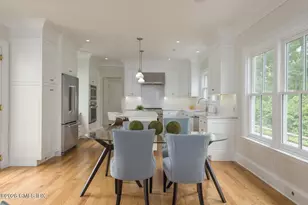 65 Sherwood Pl, Greenwich, CT 06830 - Photo 6