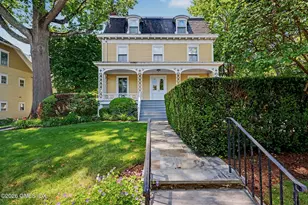 124 Mason St, Greenwich, CT 06830 - Photo 2