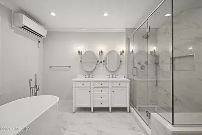 124 Shore Road, Old Greenwich, CT 06870 - Photo 16