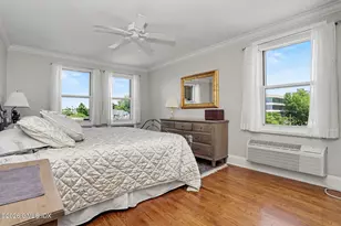 25 W Elm St, Greenwich, CT 06830 - Photo 10