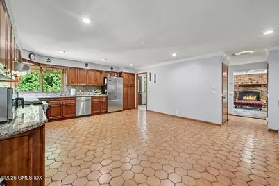 69 Valley Road, Greenwich, CT 06807 - Photo 6