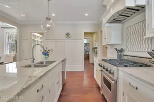328 Sound Beach Ave, Old Greenwich, CT 06870 - Photo 10