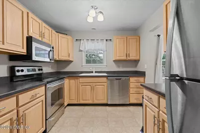 150 Prospect Street #26, Greenwich, CT 06830 - Photo 6