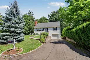 25 Westview Pl, Greenwich, CT 06878 - Photo 36