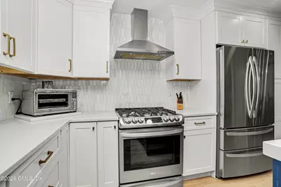 25 Westview Place, Greenwich, CT 06878 - Photo 14