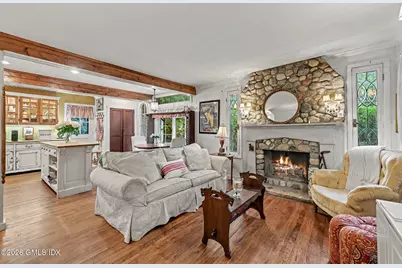 33 Center Drive, Old Greenwich, CT 06870 - Photo 4