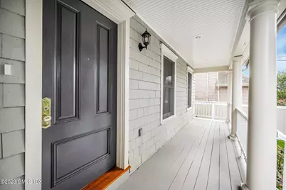 10 Thornhill Road, Greenwich, CT 06878 - Photo 2