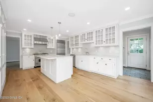 10 Thornhill Rd, Greenwich, CT 06878 - Photo 4