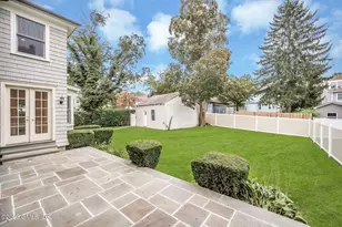 10 Thornhill Rd, Greenwich, CT 06878 - Photo 24