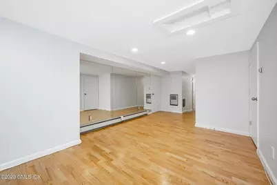 10 Thornhill Road, Greenwich, CT 06878 - Photo 22