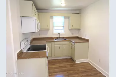 125 Bowman Drive #B, Greenwich, CT 06831 - Photo 10