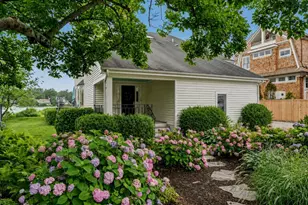 5 Grimes Rd, Old Greenwich, CT 06870 - Photo 4