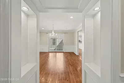 94 Londonderry Drive, Greenwich, CT 06830 - Photo 10
