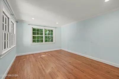 94 Londonderry Drive, Greenwich, CT 06830 - Photo 46