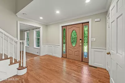 94 Londonderry Drive, Greenwich, CT 06830 - Photo 2