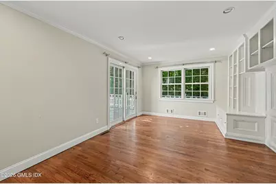 94 Londonderry Drive, Greenwich, CT 06830 - Photo 30