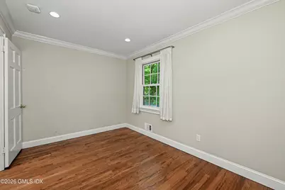 94 Londonderry Drive, Greenwich, CT 06830 - Photo 26