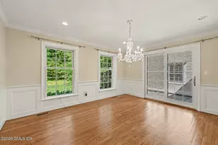 94 Londonderry Dr, Greenwich, CT 06830 - Photo 12