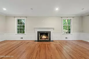 94 Londonderry Dr, Greenwich, CT 06830 - Photo 8