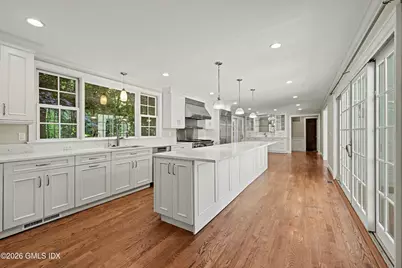 94 Londonderry Drive, Greenwich, CT 06830 - Photo 20