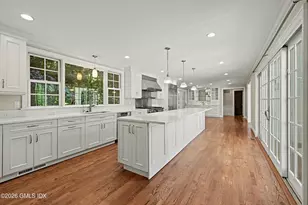 94 Londonderry Dr, Greenwich, CT 06830 - Photo 20
