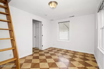 72 Orchard Street, Greenwich, CT 06807 - Photo 16