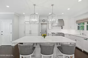 23 Riverside Ln, Greenwich, CT 06878 - Photo 6