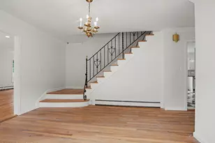 23 Copper Beech Rd, Greenwich, CT 06830 - Photo 2