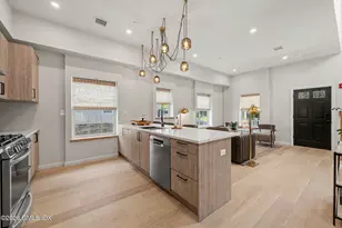 63 Church St, Greenwich, CT 06830 - Photo 10