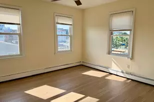 49 S Water St, Greenwich, CT 06830 - Photo 12