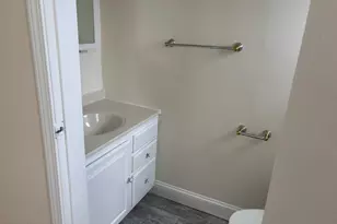 49 S Water St, Greenwich, CT 06830 - Photo 8