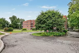 52 Lafayette Pl, Greenwich, CT 06830 - Photo 22