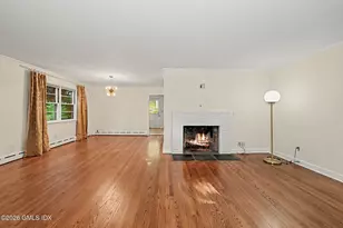 20 Meyer Pl, Greenwich, CT 06878 - Photo 4