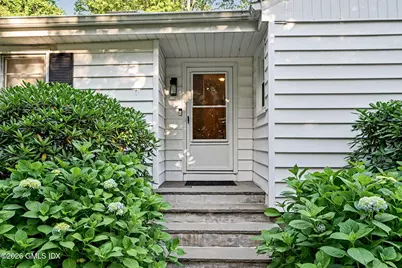 20 Meyer Place, Greenwich, CT 06878 - Photo 2