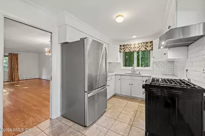 20 Meyer Place, Greenwich, CT 06878 - Photo 6