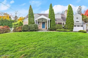 16 Intervale Pl, Greenwich, CT 06830 - Photo 1