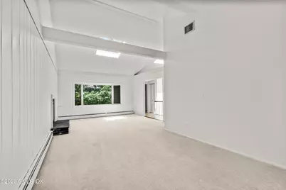 28 Gregory Road, Greenwich, CT 06807 - Photo 2