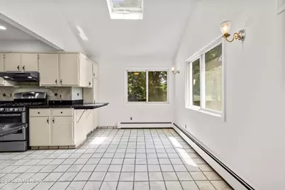 28 Gregory Road, Greenwich, CT 06807 - Photo 6