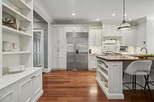 326 Sound Beach Ave, Old Greenwich, CT 06870 - Photo 10