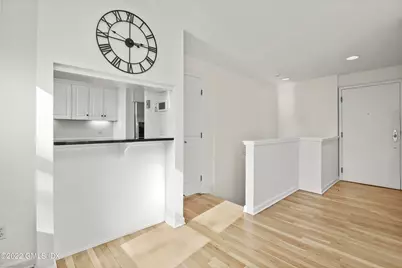 15 Lafayette Court #1B, Greenwich, CT 06830 - Photo 6
