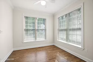 25 Decatur St, Greenwich, CT 06807 - Photo 16